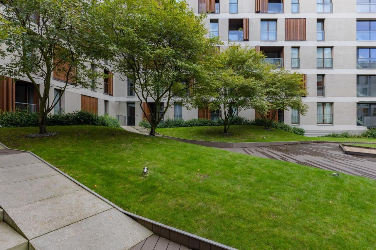 Warsaw Wola Apartment Near Nocny Market By Noclegi Renters Exterior foto